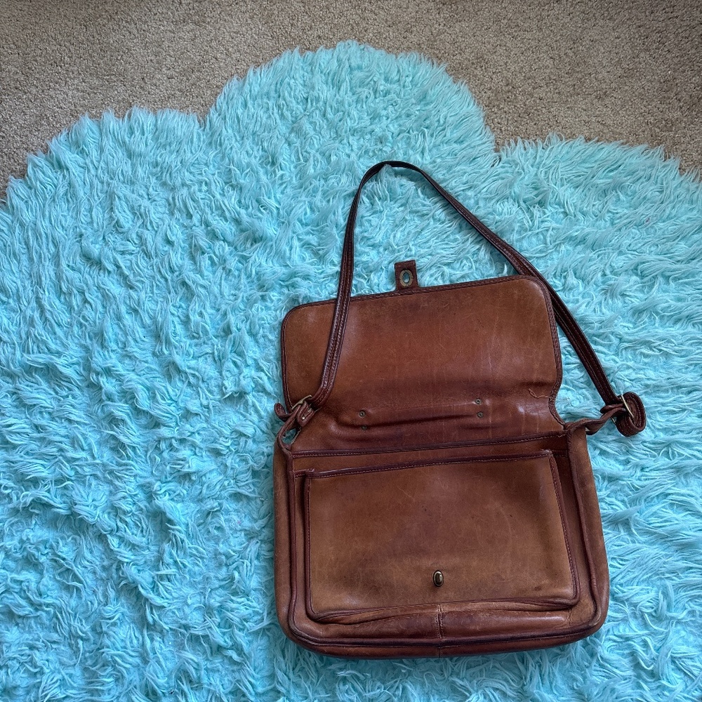 Classic coach messenger bag - Picture 3 of 6